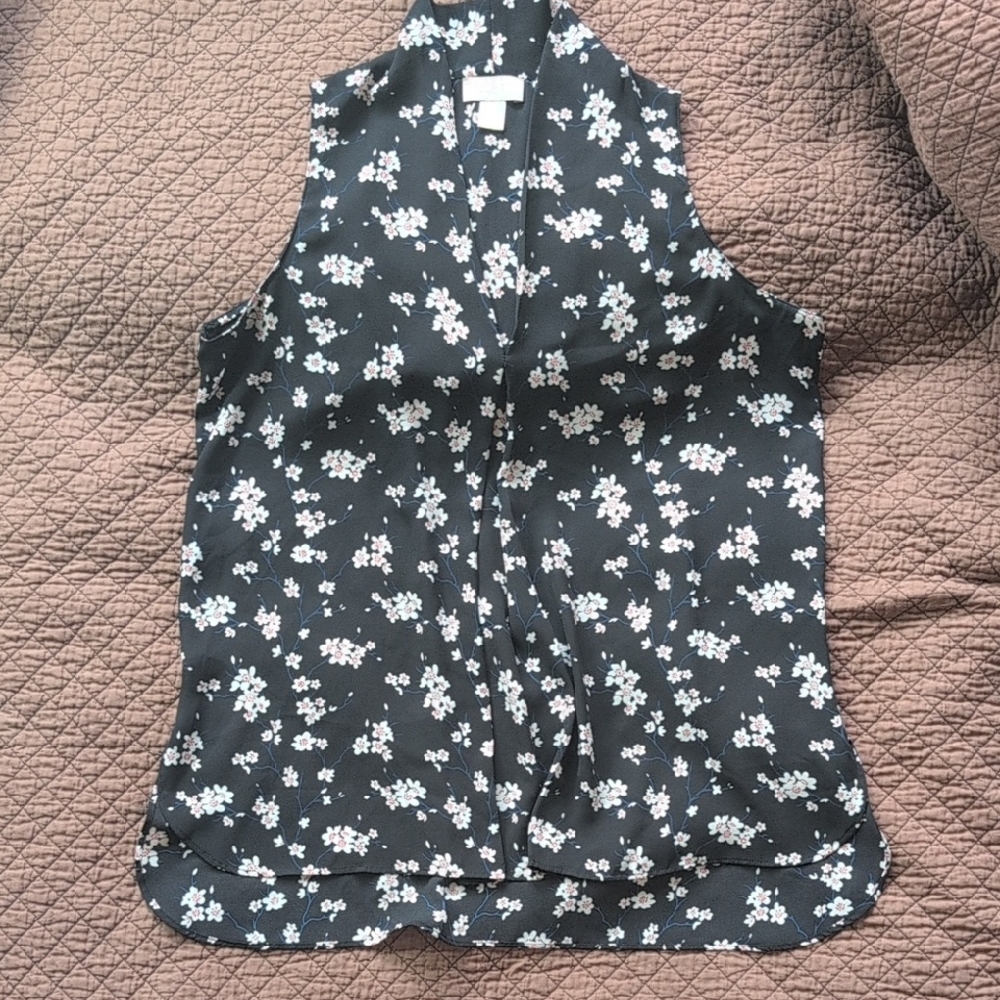 LOFT Black Sleeveless Mandarin Collar Tank Top